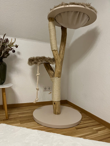 Kratzbaum Naturholz Größe M mit Liegemulde