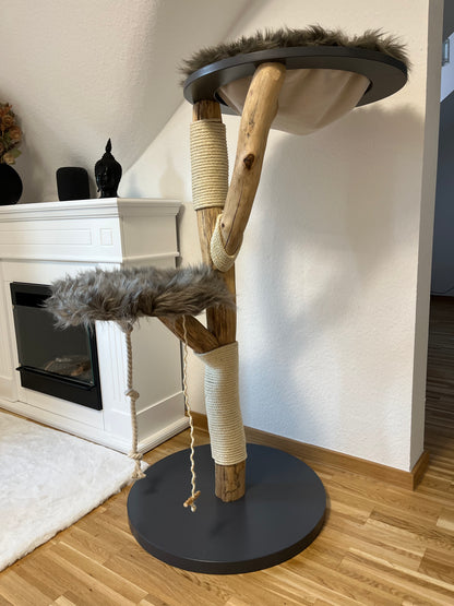 Kratzbaum Naturholz Größe M mit Liegemulde